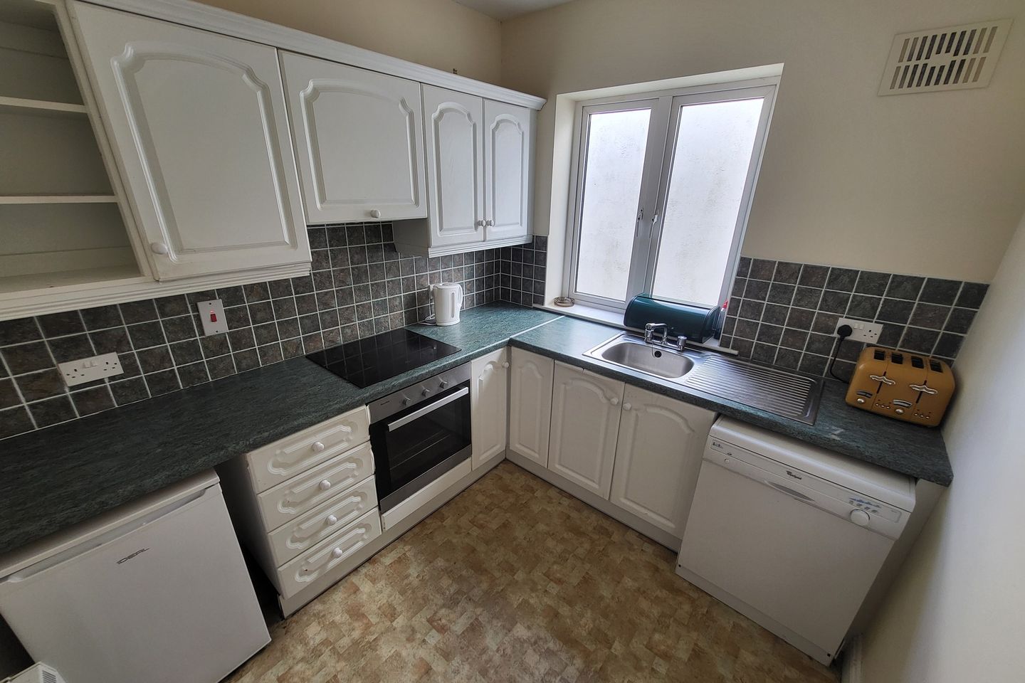 514 Kilkee Bay Apartments, Kilrush Road, Kilkee, Co. Clare, V15C951 14