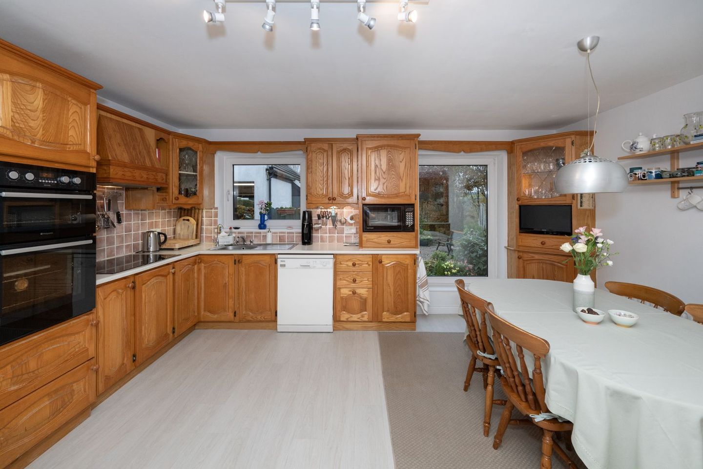 Lower Ballygarvan, Ballygarvan, Co. Cork, T12AH31 12