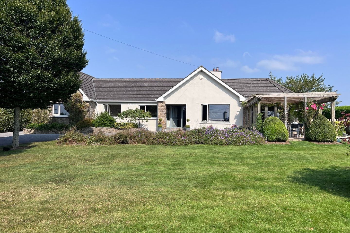The Farside, Jerpoint West, Thomastown, Co. Kilkenny, R95F8E8 52
