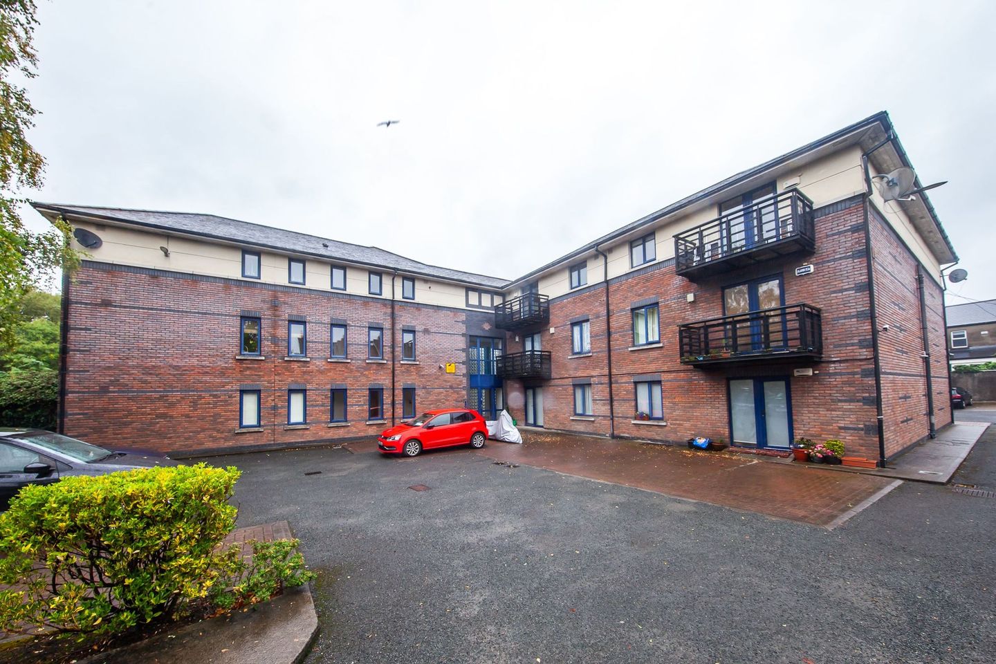 apt 14 riverside, poddle park, kimmage dublin 12 2