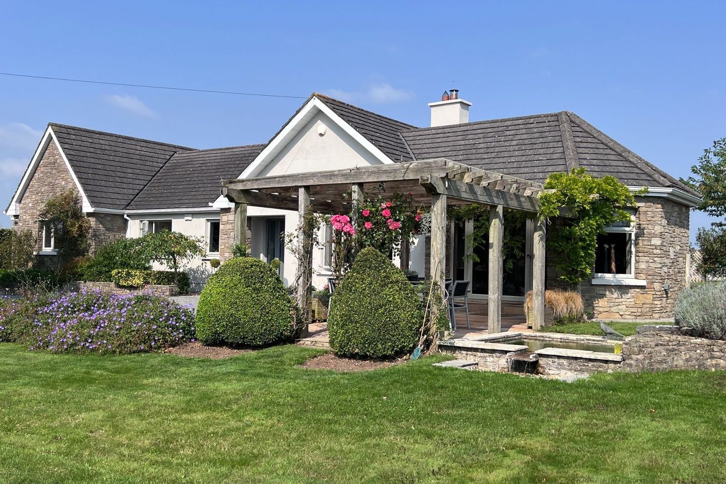 The Farside, Jerpoint West, Thomastown, Co. Kilkenny, R95F8E8 2