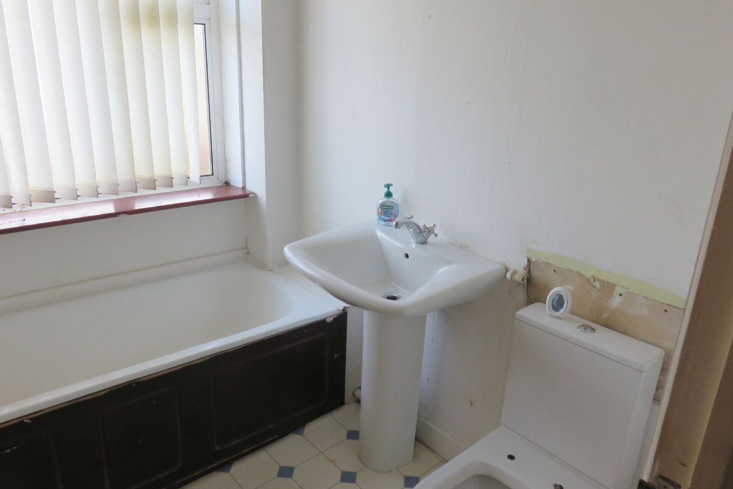 18 Riversdale Drive, Dublin 22, Clondalkin, Dublin 22, D22RC62 11