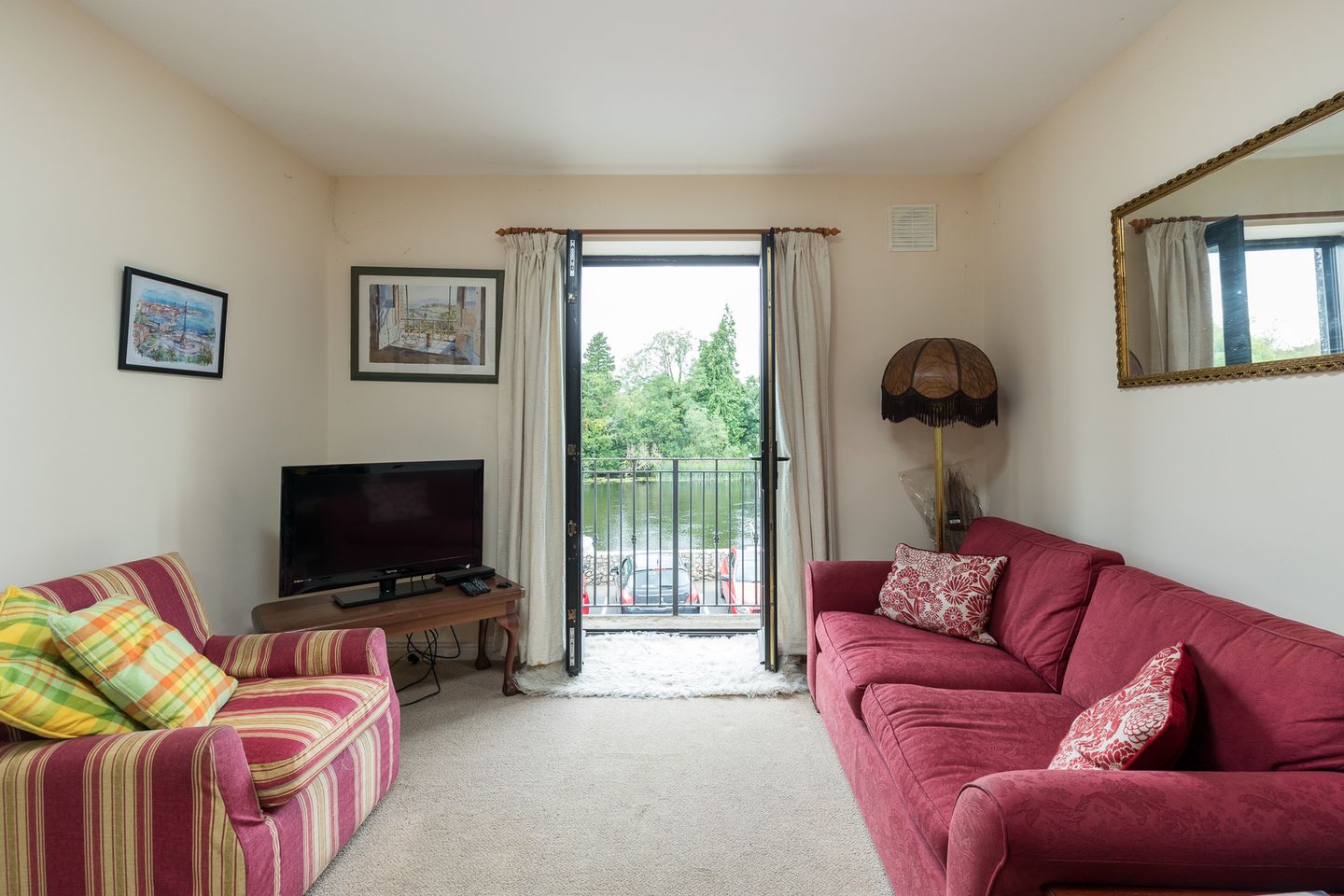 Apartment 7, Baker's Quay, The Quay, Graiguenamanagh, Co. Carlow, R95EK76 16