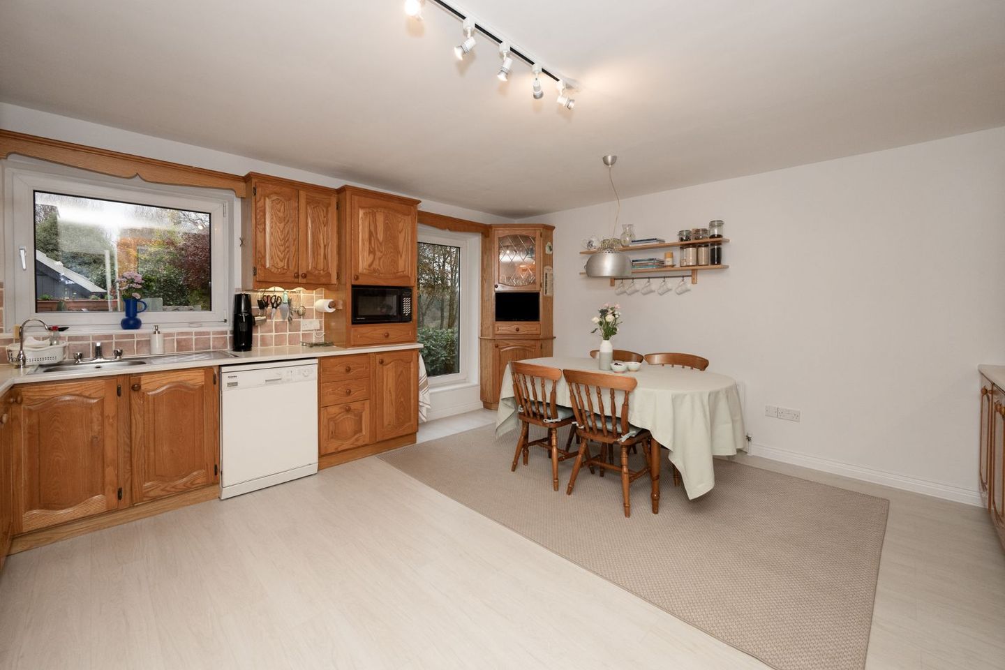 Lower Ballygarvan, Ballygarvan, Co. Cork, T12AH31 7