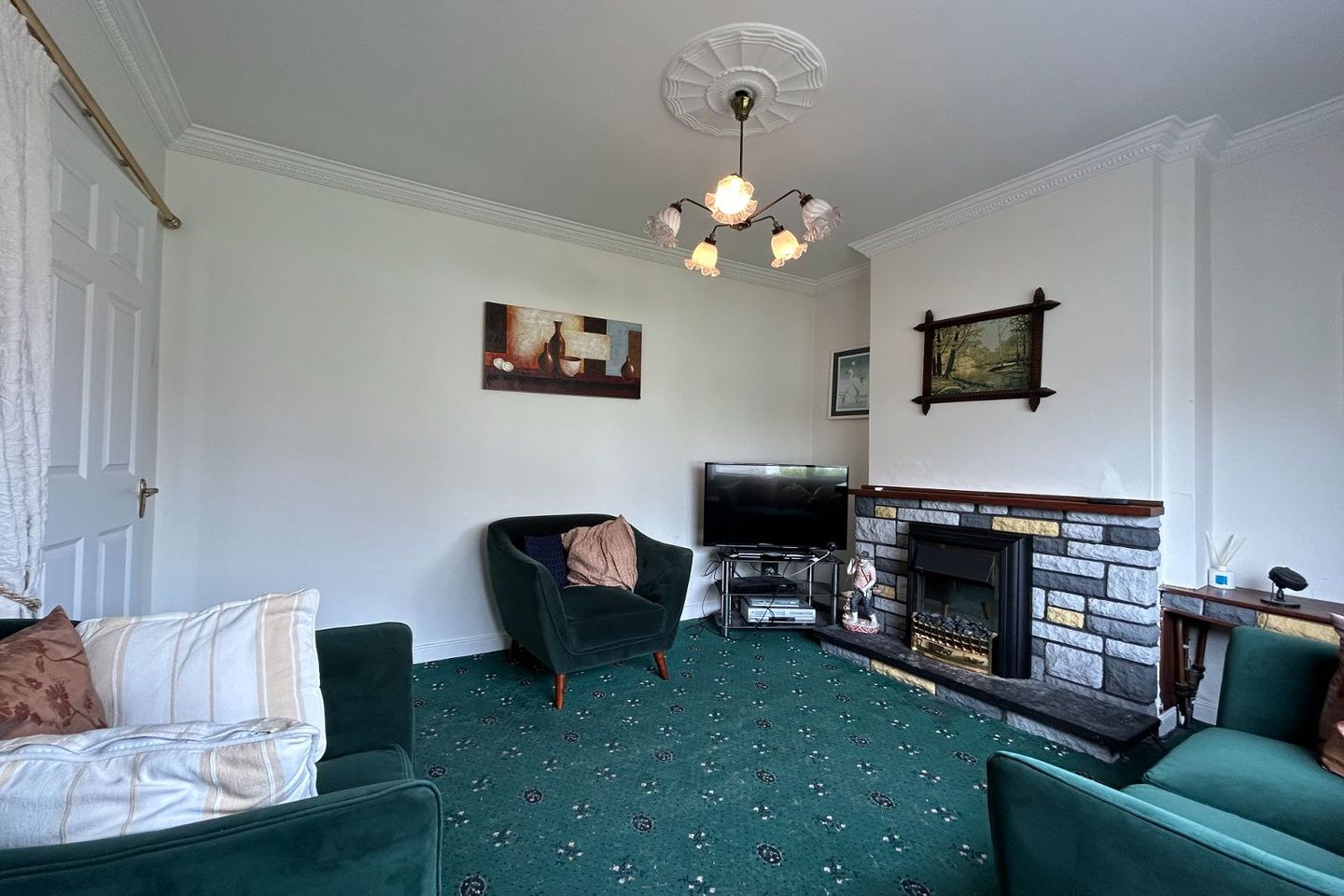 Maclear, 13 Cedar Grove, Bishopstown, Co. Cork, T12A30H 19