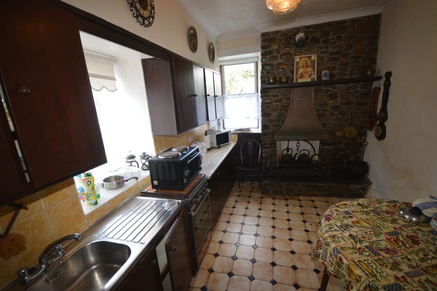 The Lodge, Main Street, Ardara, Co. Donegal, F94V9HF 12