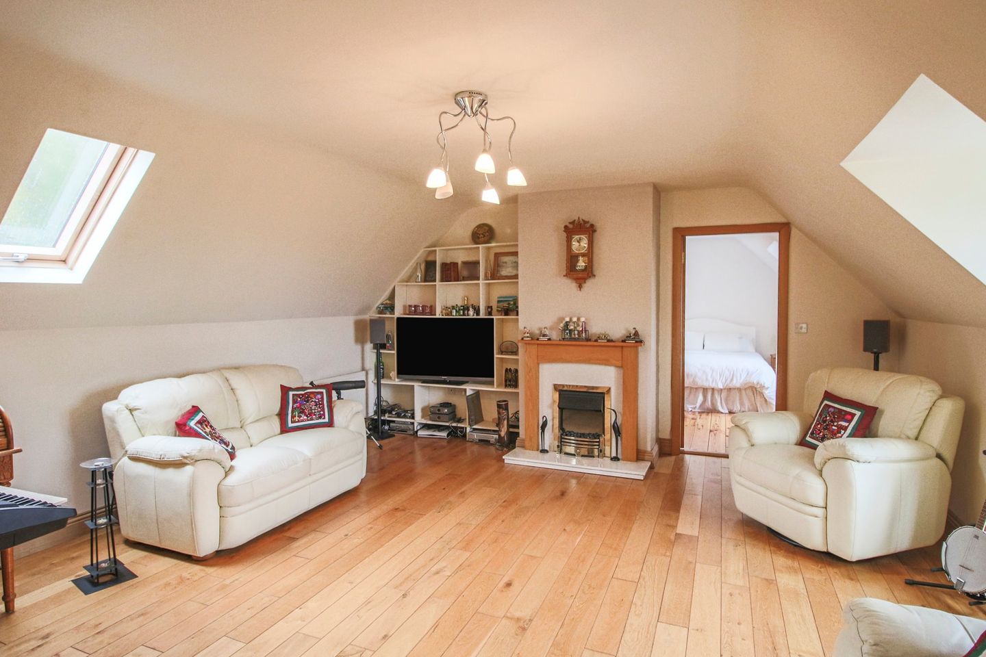 Carrigeen Lodge, Carrigeen, Kilglass, Co. Roscommon, F42D732 15