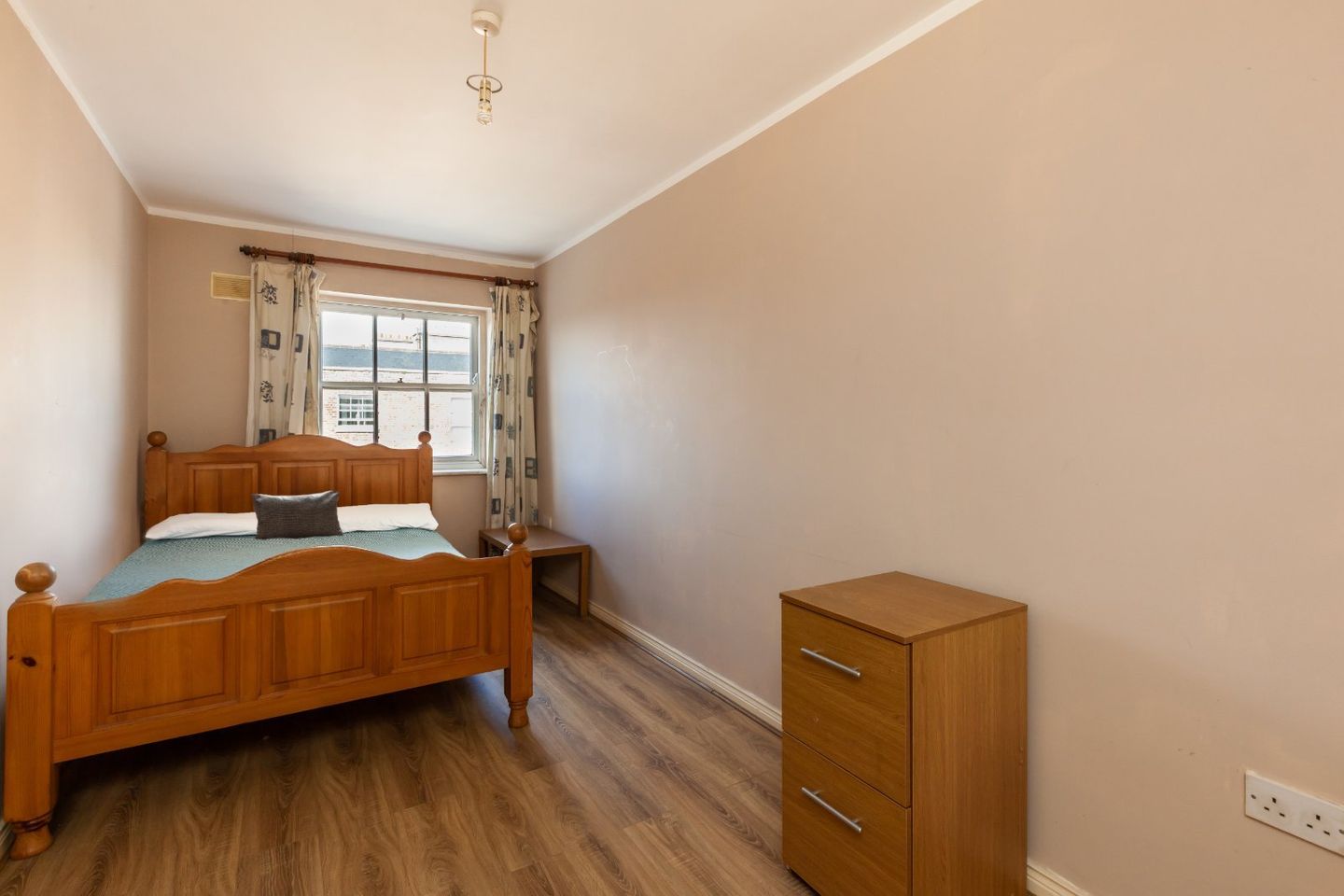 Apt 80, Apt 80, Russell House, Mountjoy Square, Dublin 1, D01R205 6