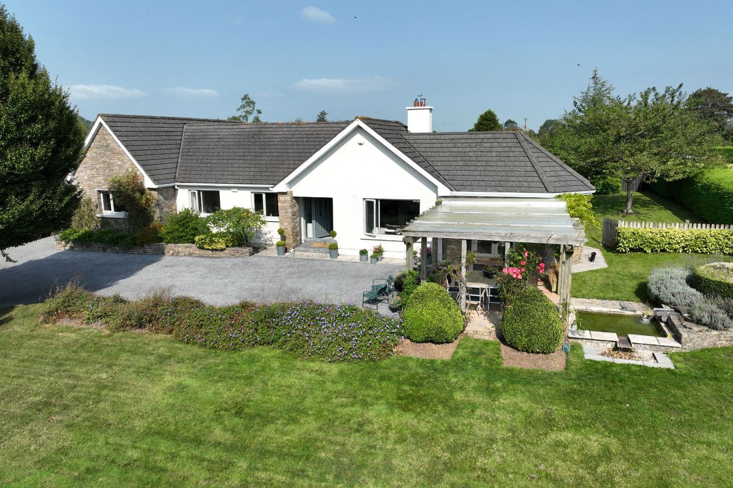 The Farside, Jerpoint West, Thomastown, Co. Kilkenny, R95F8E8 4