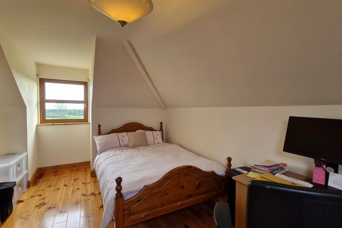 Eskermore, Ballinamore Bridge, Ballinasloe, Co. Galway, H53XK63 16
