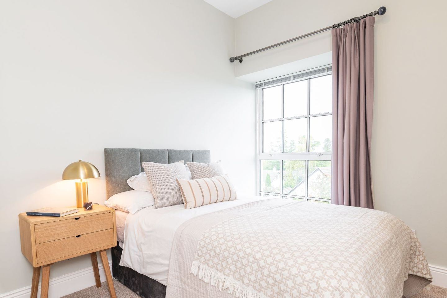 9 Roebuck Hall, The Palms, Clonskeagh, Dublin 14, D14VY27 8