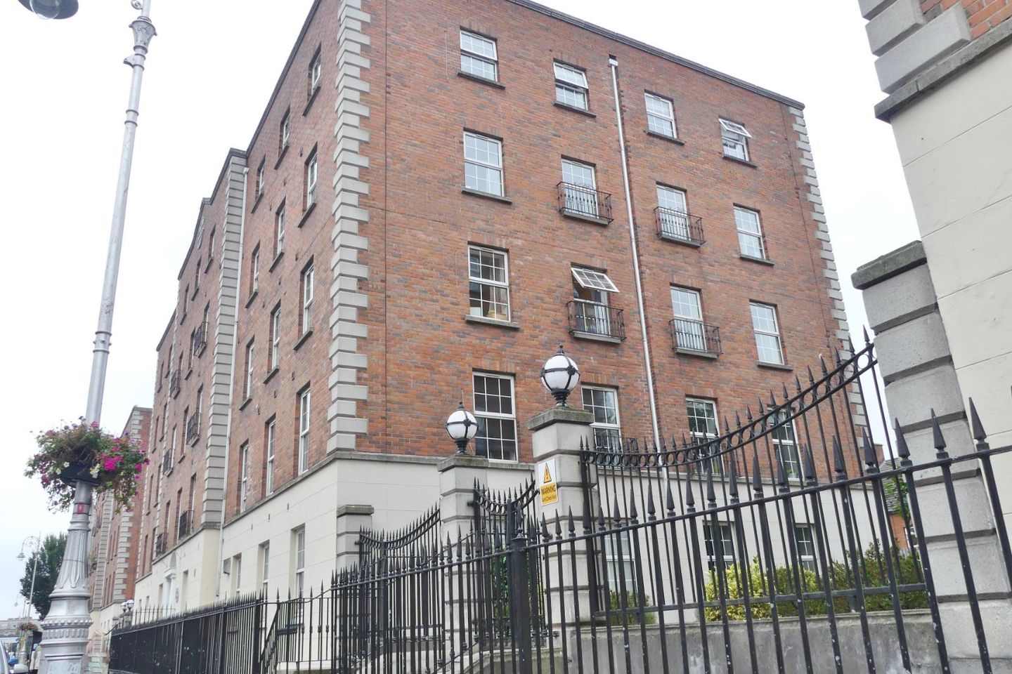 Apartment 80 , Block 3, Custom Hall, Dublin 1, D01T188 2