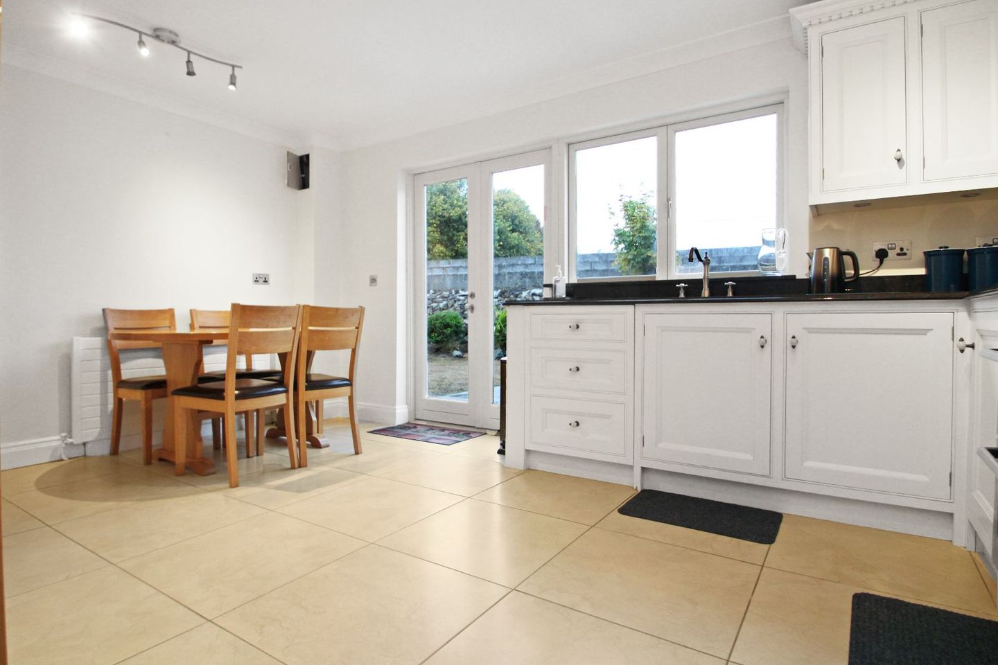 1 Snipe Lawn, Newcastle, Newcastle, Co. Galway, H91X9TP 12