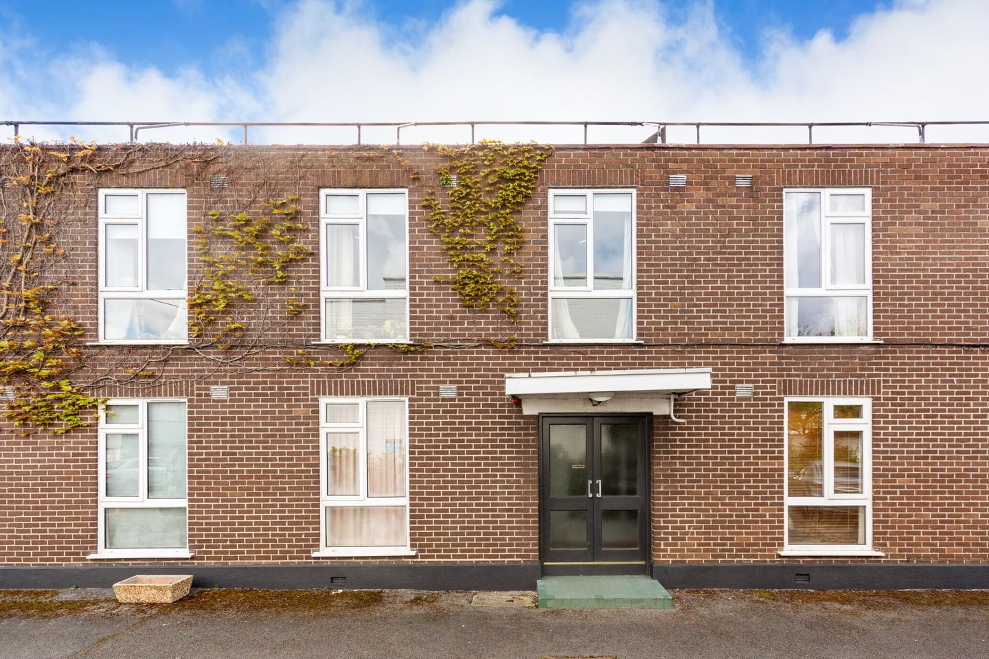 6 Hampton Court, Bushfield Avenue, Off Marlborough Road,, Donnybrook, Dublin 4, D04AK11 5