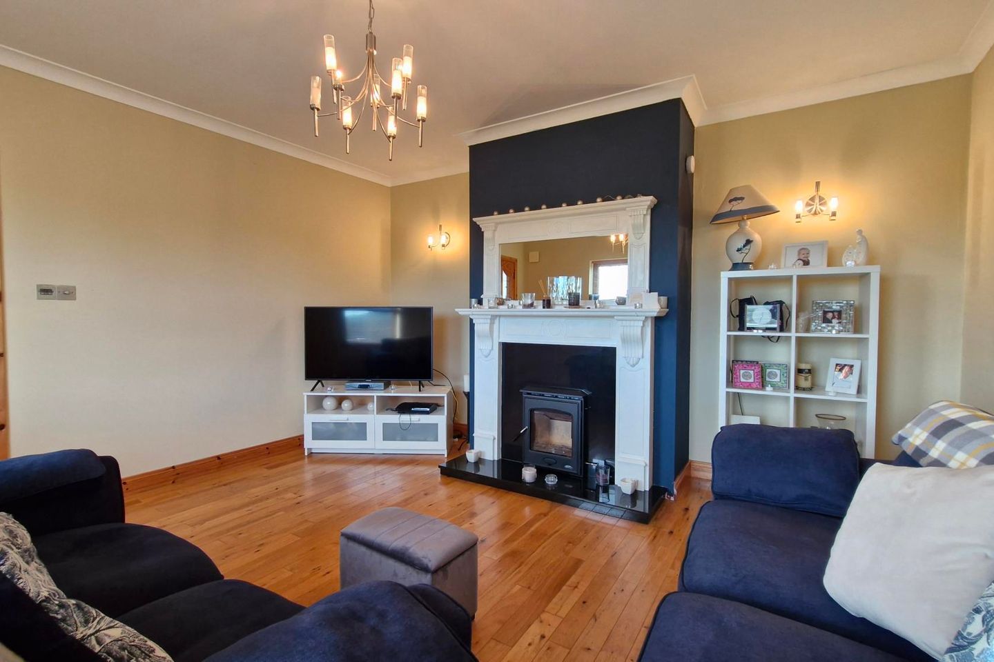 Eskermore, Ballinamore Bridge, Ballinasloe, Co. Galway, H53XK63 12