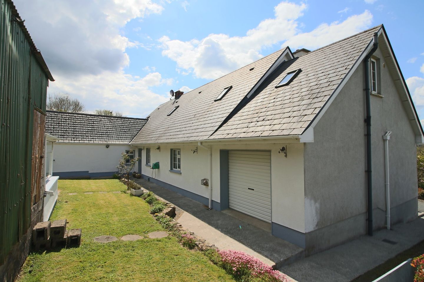 Carrigeen Lodge, Carrigeen, Kilglass, Co. Roscommon, F42D732 42